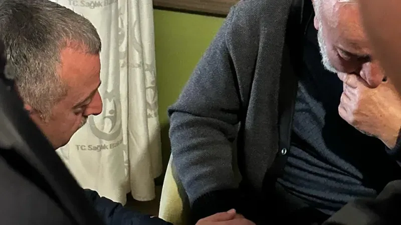 Enkaz Alanı mı Büyükakın'ın Reklam Alanı mı(?) 