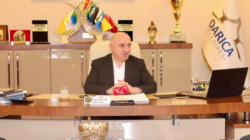 Darıca Belediye Başkanı Bıyık görevine döndü
